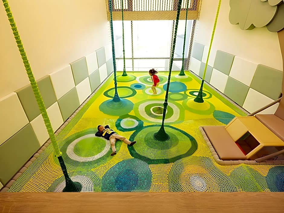 Fame Hall Garden Hotel