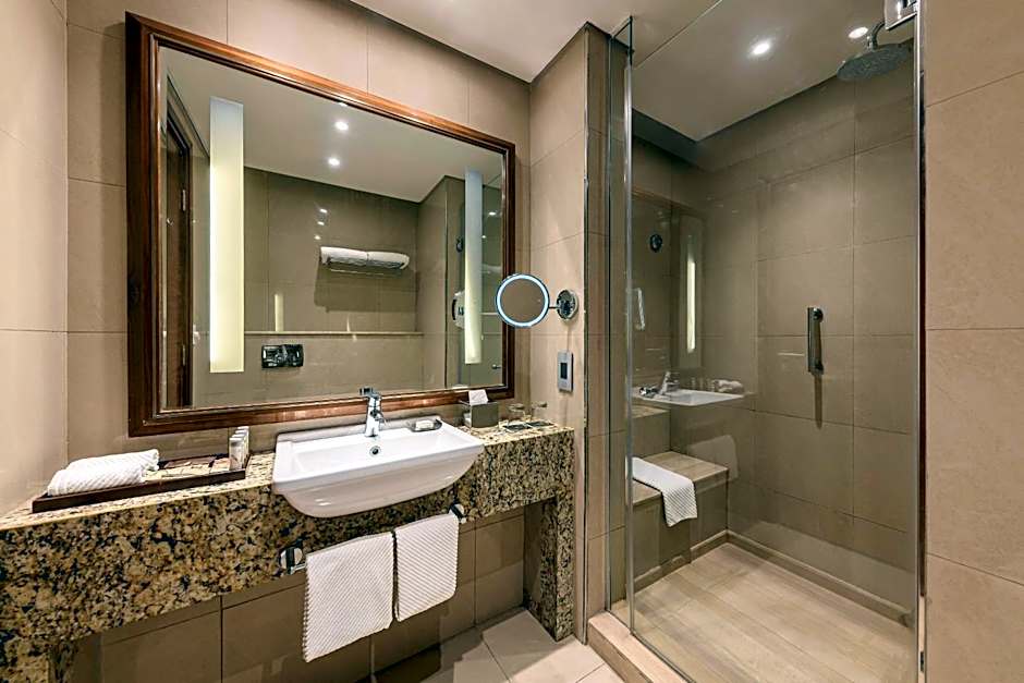 Renaissance by Marriott Cairo Mirage City Hotel