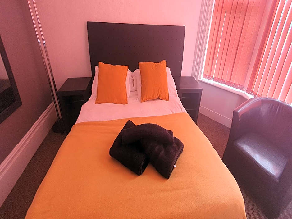 Las Palmas Hotel by the Sea