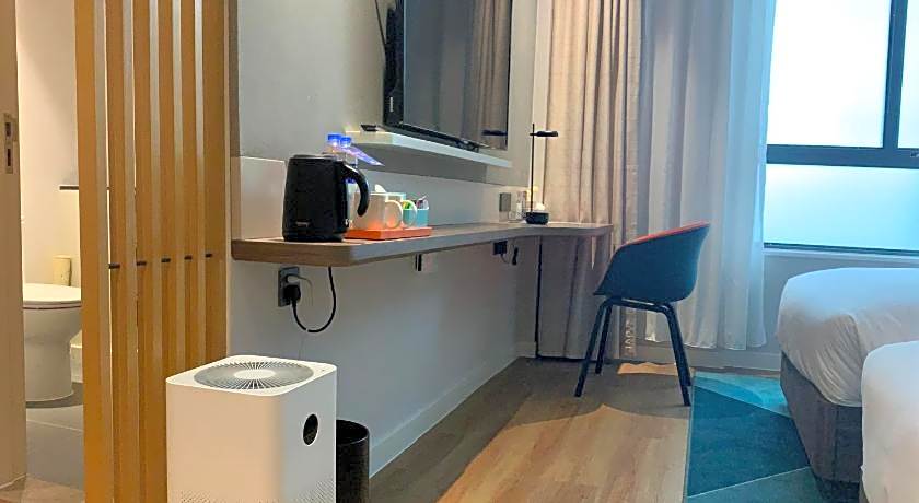 Holiday Inn Express Shanghai Kangqiao By IHG