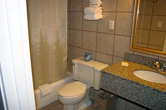 Alpine Inn & Suites Rockford