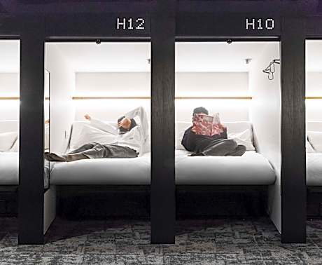 Neighboring 2 Smart Pods - All Gender