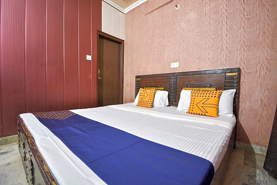 OYO 65451 hotel sun star