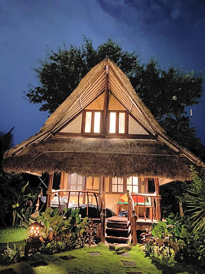 Flower Bud Bungalow Balangan