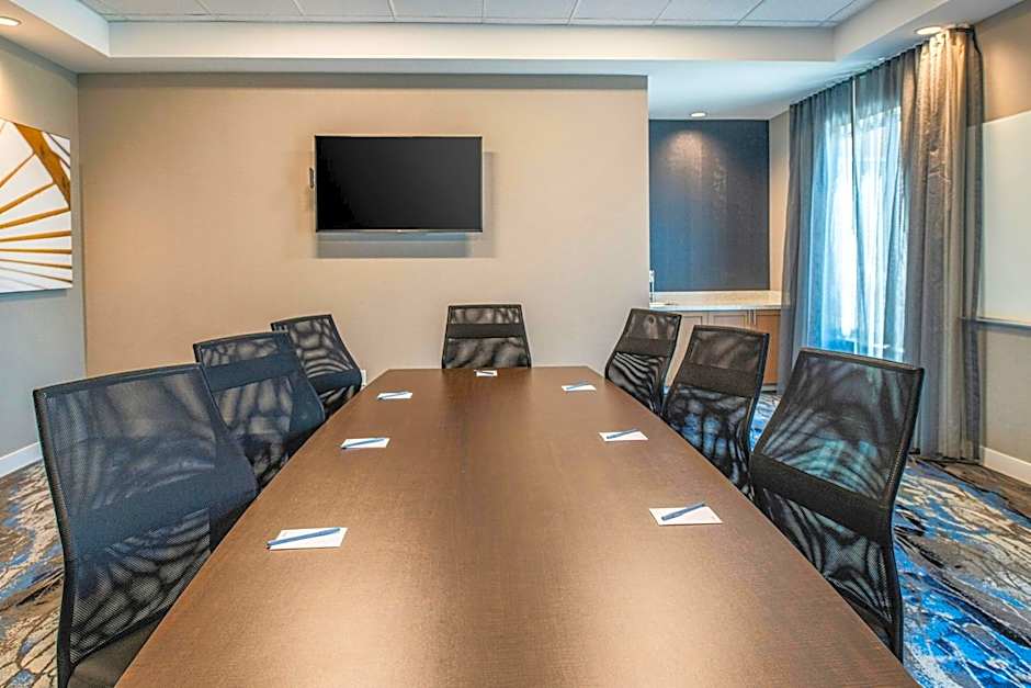 Fairfield by Marriott Inn & Suites Winters Davis