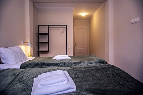 Superior twin room with garden