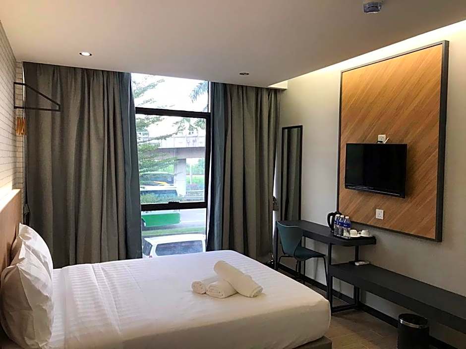 Hotel 99 Seri Kembangan Serdang