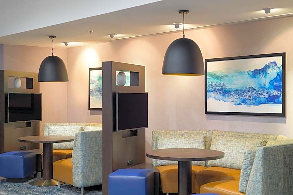 Courtyard by Marriott San Diego Old Town