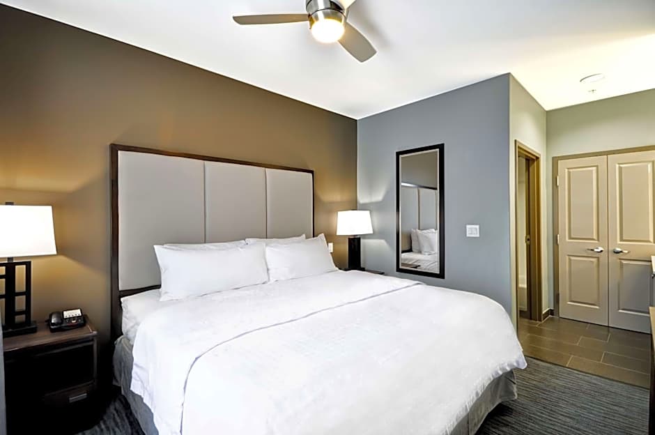 Photo 1 of 14 of 1 Bedroom 1 King Bed Suite