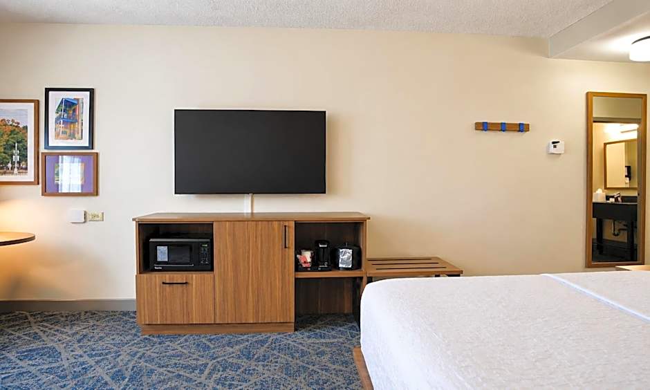 Hampton Inn Oxford/Conference Center
