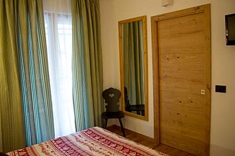Classic Double or Twin Room