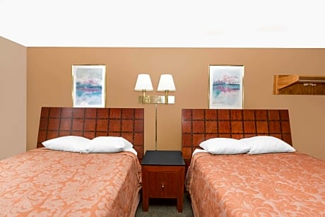 2 Queen Beds Non-Smoking
