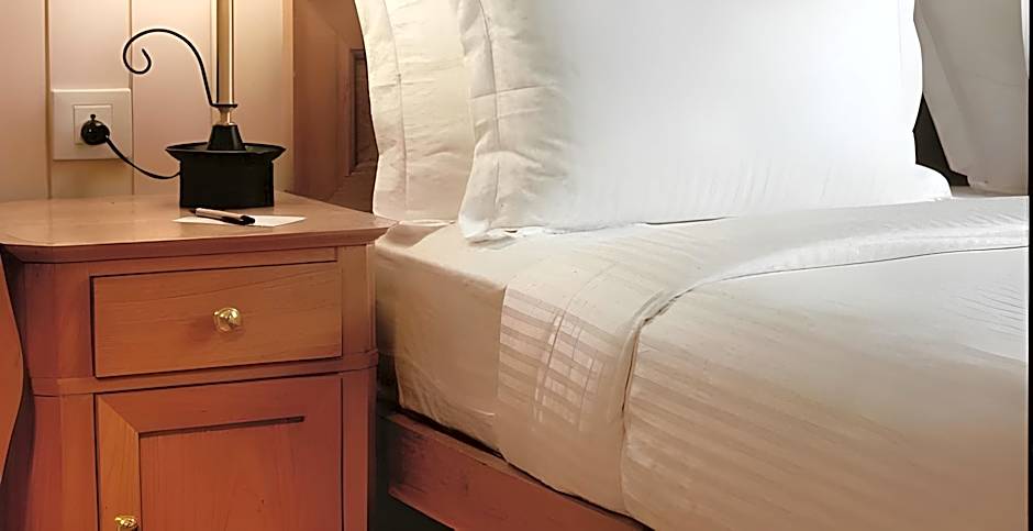 The Gordon House Hotel