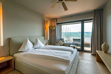 Superior Double Room with Lake View