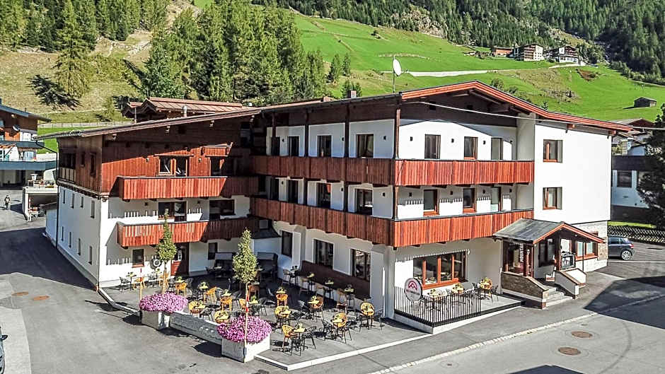 first mountain Hotel Ötztal