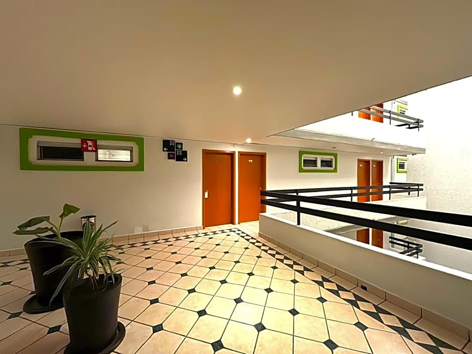 Hotel Arboledas Expo