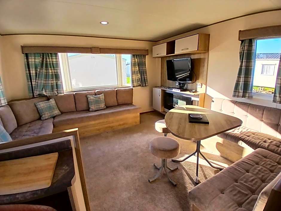 Gold Plus Caravan