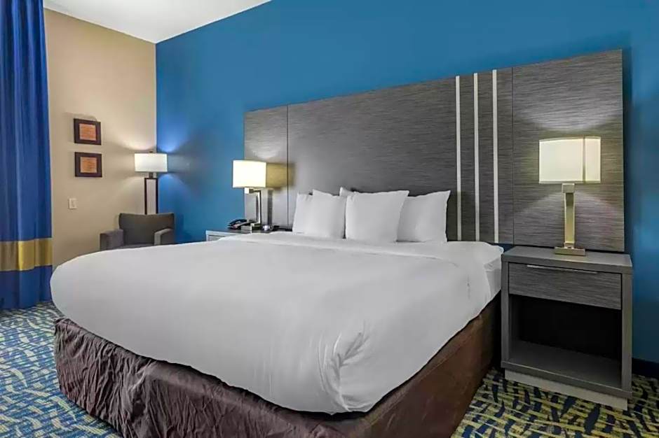 Comfort Inn & Suites Pauls Valley - City Lake