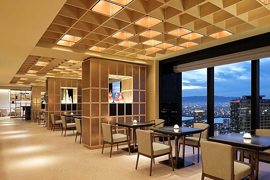 THE OSAKA STATION HOTEL, Autograph Collection