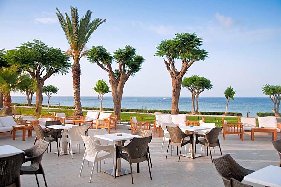 Pernera Beach Hotel