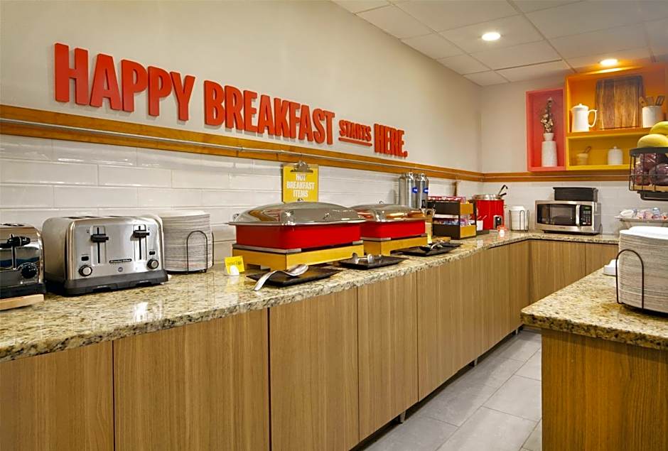 Hampton Inn By Hilton And Suites Tampa-North