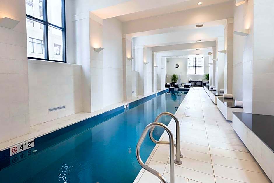 Waldorf Astoria By Hilton Chicago