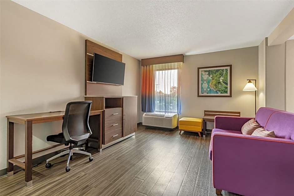 Best Western Plus Lexington Inn