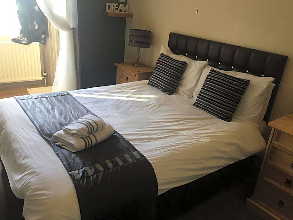 Dimple Well Lodge Hotel