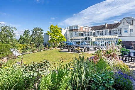 The Bromley Court Hotel