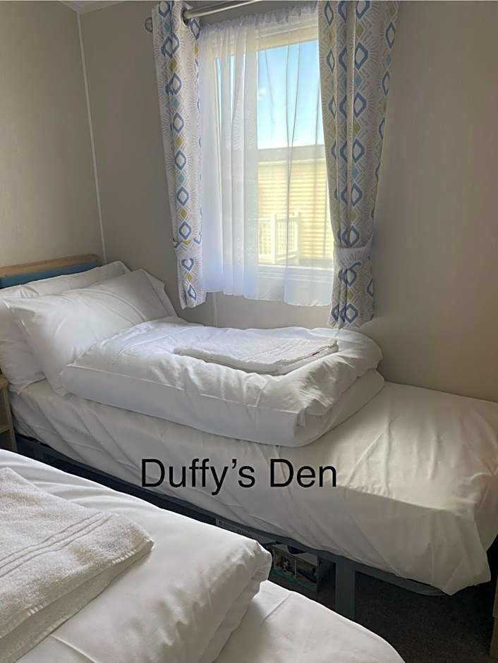 Duffy's Den - Parkdean California Cliffs - Fulmar 45