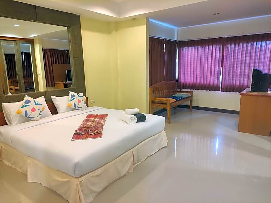 Baan Thara Guesthouse