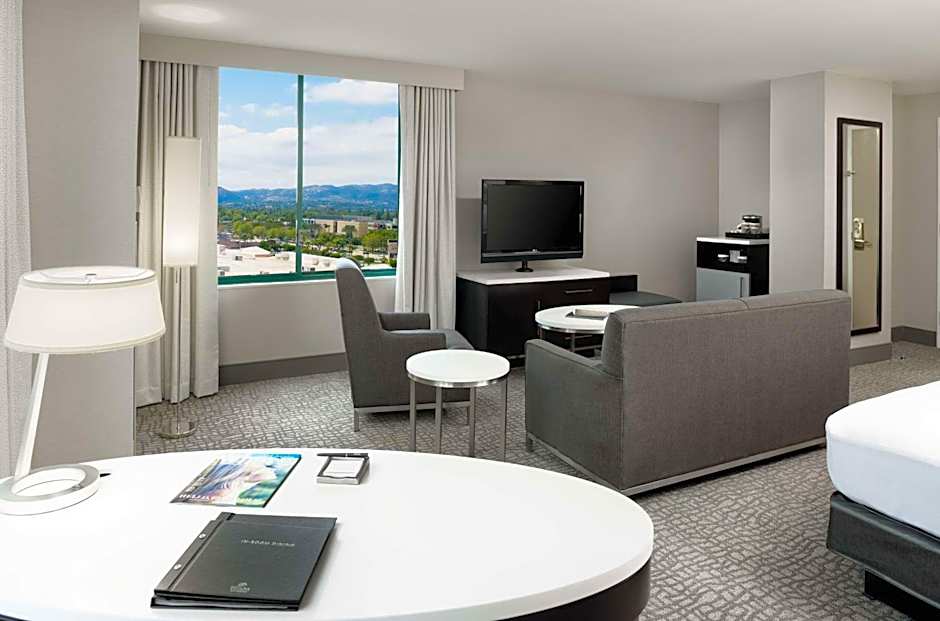 Hilton Woodland Hills/Los Angeles
