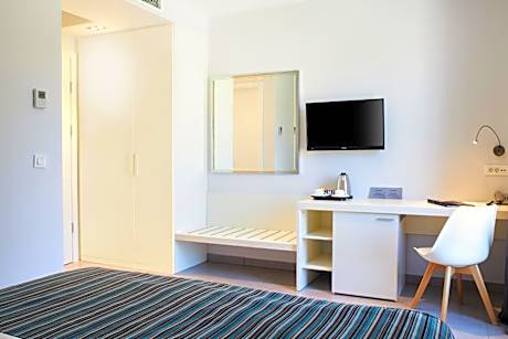 Double or Twin Room with Garden View