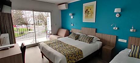 Triple Room with Sea View