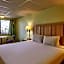 Palmetto Inn and Suites Hotel