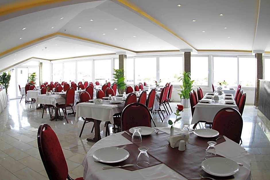 Kuran Hotel International