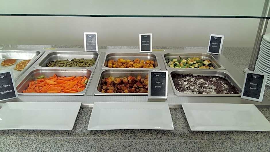 Krystal Urban Cancun-Malecon