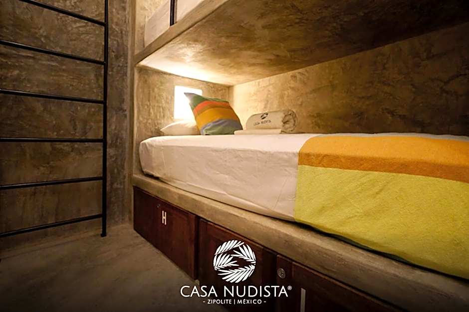 Casa Nudista - LGBT Hotel