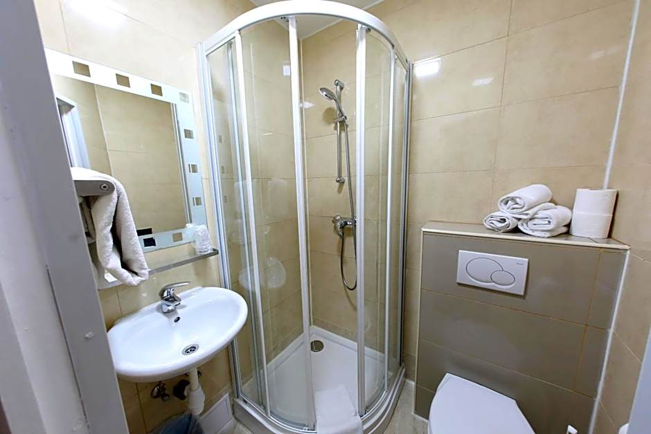 Sun Hotel