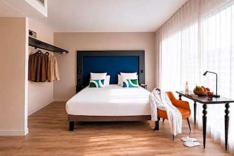 Studio Executive Apartment