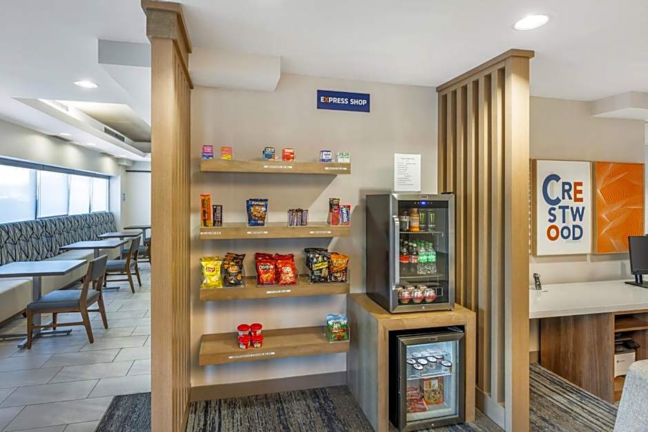 Holiday Inn Express Crestwood By IHG