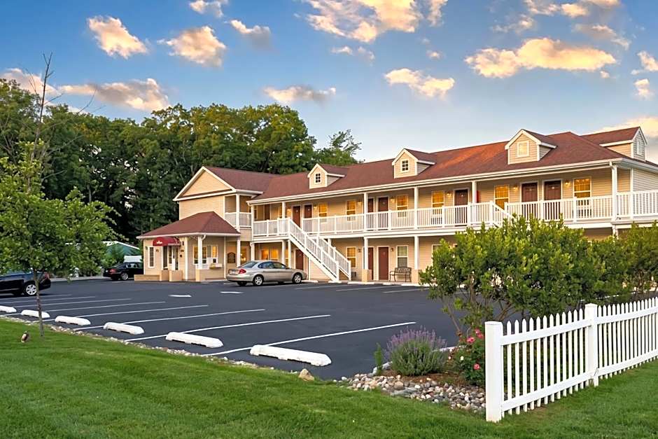 At 9 Motel Near Freehold I-195