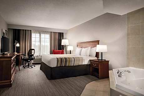 King Suite with Whirlpool - Non-smoking