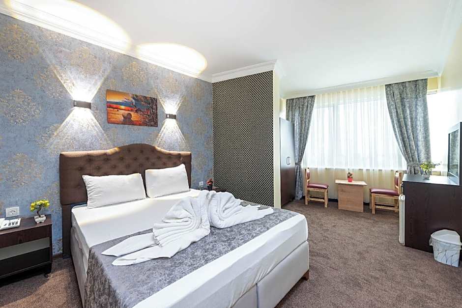 Hotel Diamond City