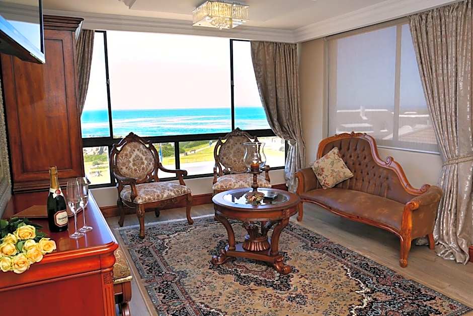 Misty Waves Boutique Hotel