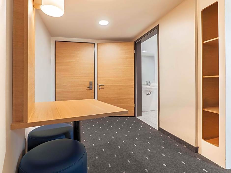 B&B Hotel Stuttgart-Airport/Messe