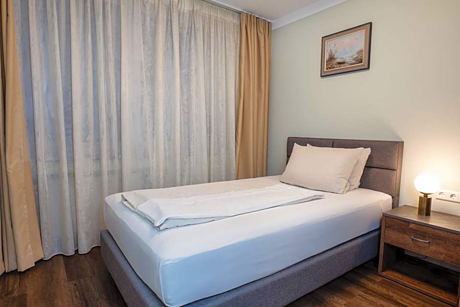 Hotel & Restaurant Knote