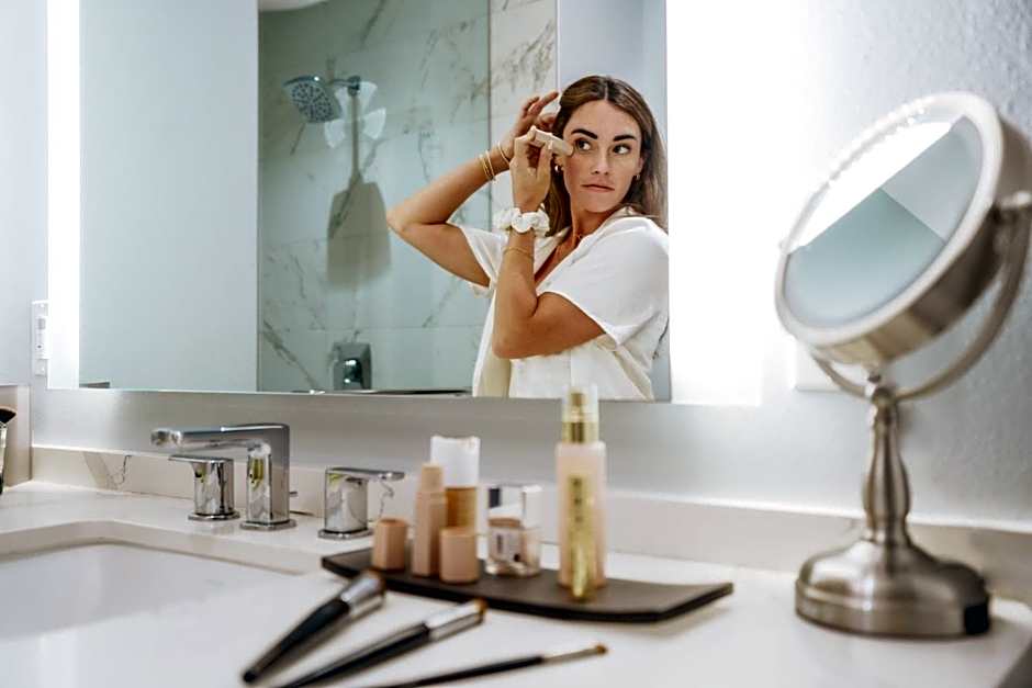 HOTEL PASEO, Autograph Collection by Marriott