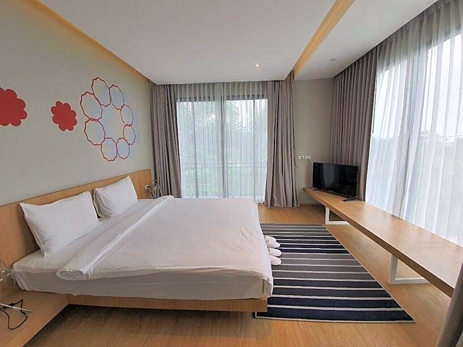 Platinum Hotel
