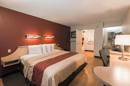 Red Roof Inn Chicago - Downers Grove